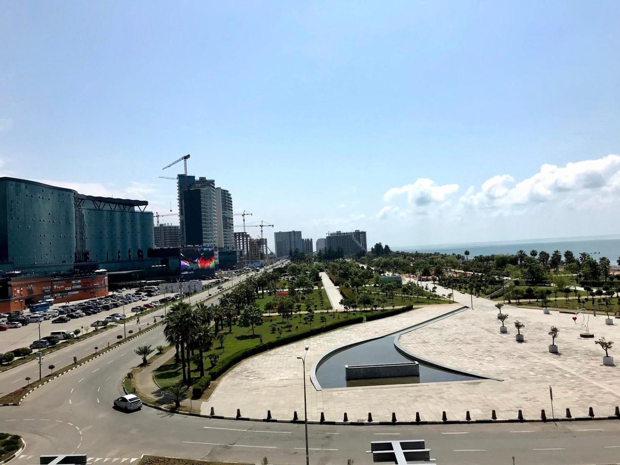 Orbi Beach Tower Aparts Batumi Kültér fotó