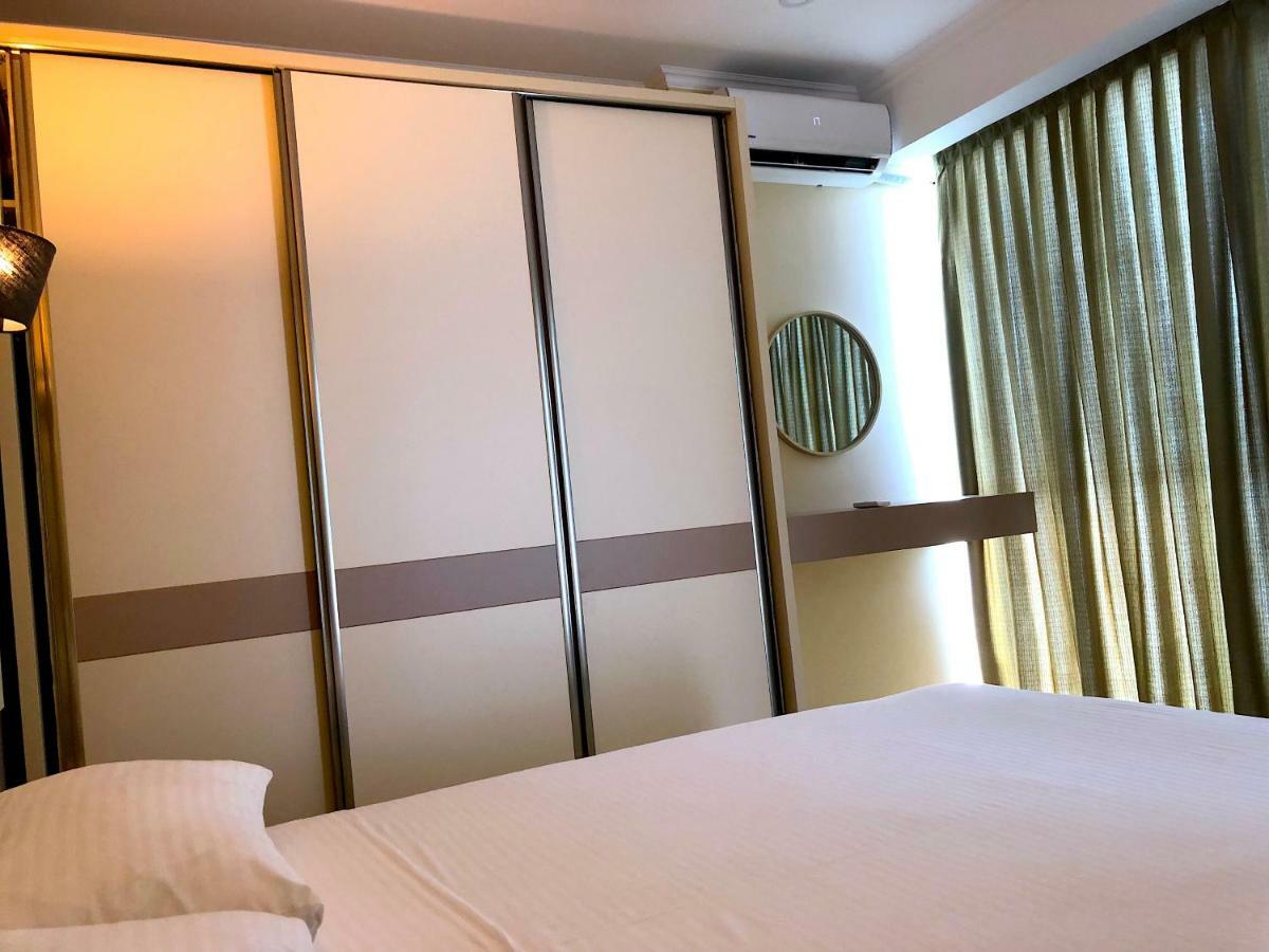 Orbi Beach Tower Aparts Batumi Kültér fotó